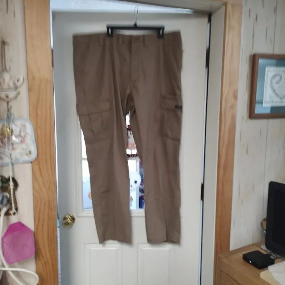 New Wrangler Dark Beige Cargo Pants Size Men's 44/32